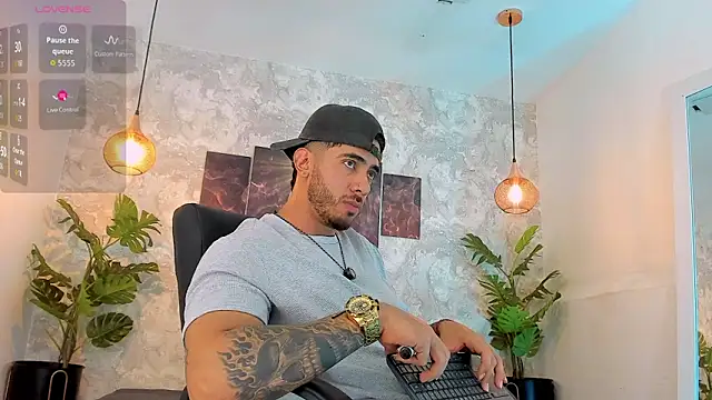Snapshot of Nate_franco chatting on 30, 6, 2026 Nate franco online show from 30, 6, 2026