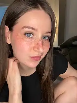 nerdynina online show from 3, 5, 2026