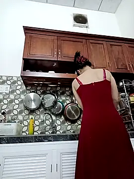    Erin    online show from 4, 11, 2025