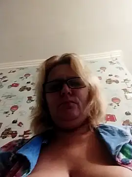 Forest-Lady online show from 25, 9, 2025