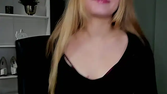 kitty valeria online show from 22, 9, 2025