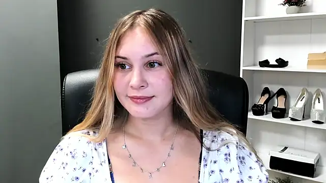 kitty valeria online show from 13, 7, 2026
