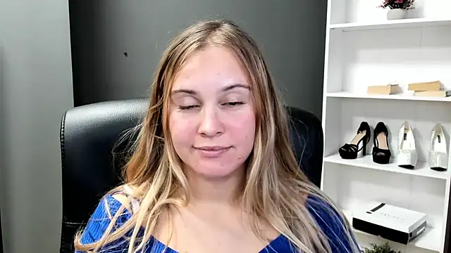 kitty valeria online show from 22, 7, 2026