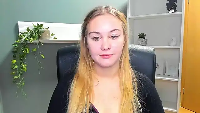 kitty valeria online show from 19, 1, 2025