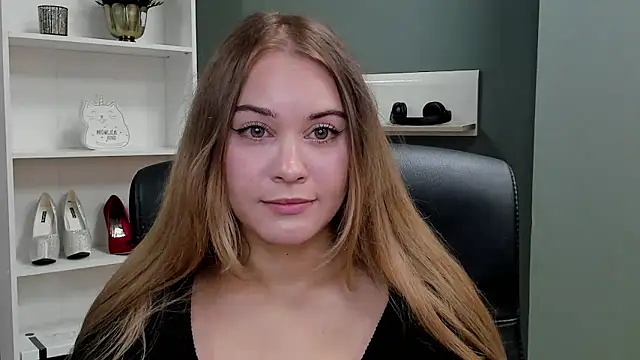 kitty valeria online show from 12, 10, 2025