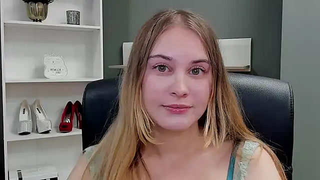 kitty valeria online show from 29, 9, 2025