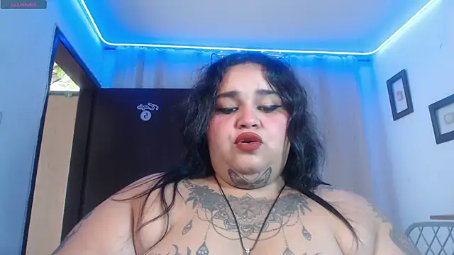 VeronikCuhubby online show from 11, 3, 2025