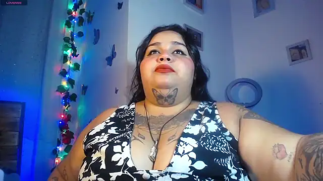 VeronikCuhubby online show from 5, 3, 2025