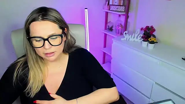 teaseDiana online show from 28, 2, 2025