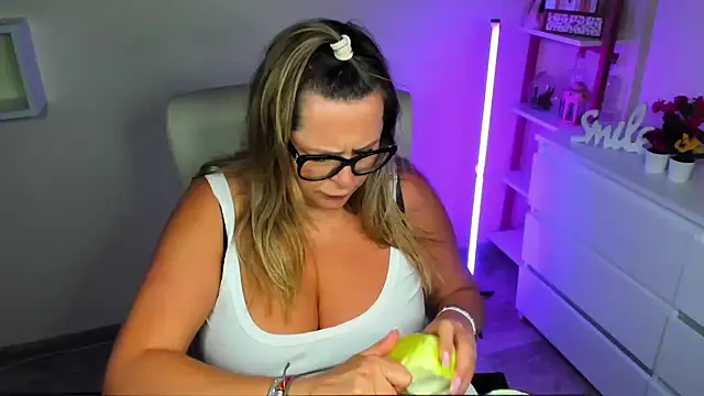 teaseDiana online show from 19, 3, 2025