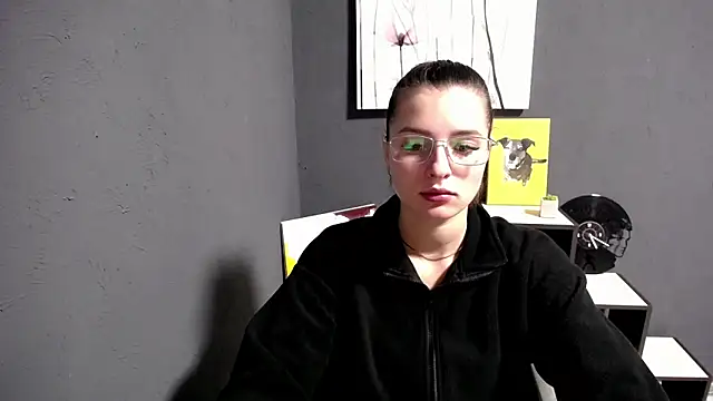 lady olivia  online show from 11, 11, 2025