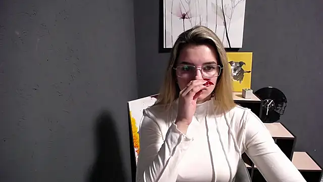 lady olivia  online show from 17, 2, 2026