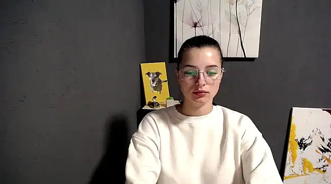 lady olivia  online show from 24, 2, 2025