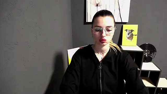 lady olivia  online show from 21, 5, 2026