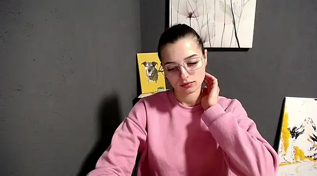 lady olivia  online show from 3, 3, 2025