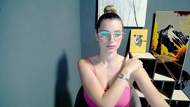 Snapshot of lady_olivia_ chatting on 24, 6, 2026 lady olivia online show from 24, 6, 2026
