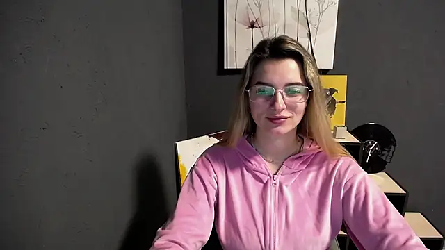 lady olivia  online show from 17, 3, 2026