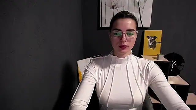 lady olivia  online show from 25, 3, 2026