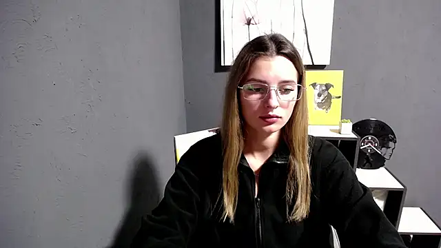 lady olivia  online show from 24, 9, 2025