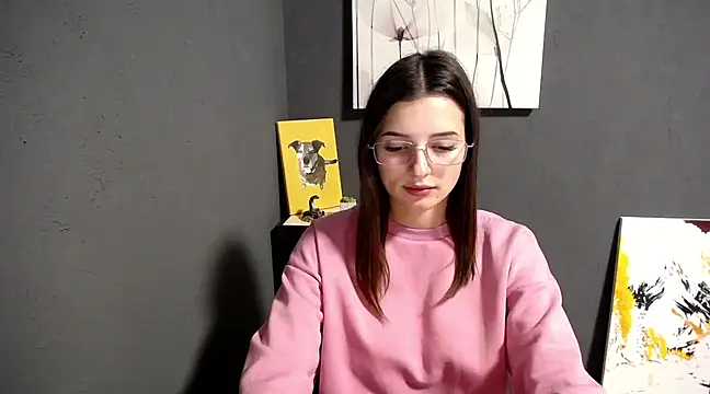 lady olivia  online show from 20, 2, 2025