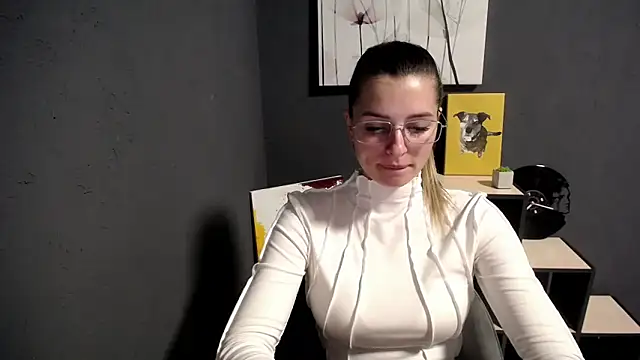 lady olivia  online show from 6, 10, 2025