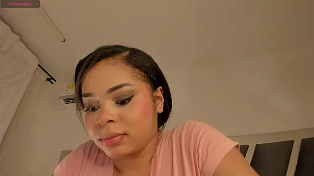 Samanntha Rose online show from 18, 12, 2025