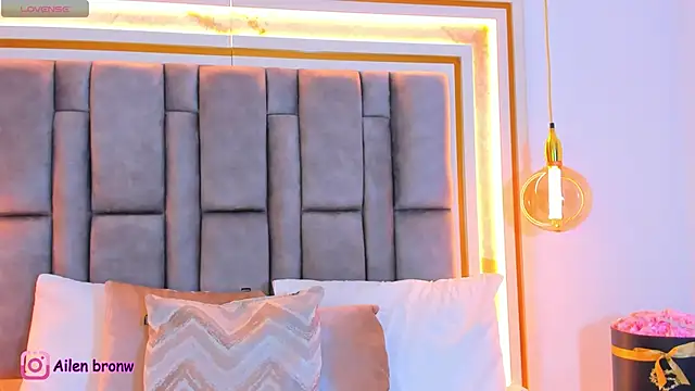 elianabrown online show from 6, 11, 2025