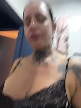 YasmimBrasil online show from 6, 5, 2026