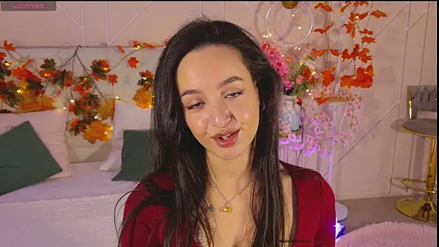 Lolly Neal online show from 5, 12, 2025