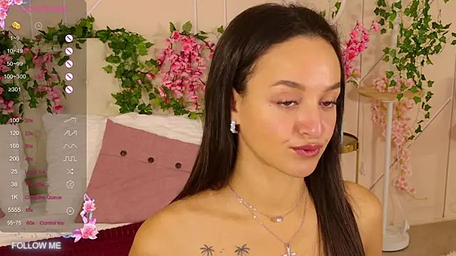 Lolly Neal online show from 17, 9, 2025