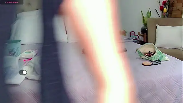 Snapshot of yanella_fire chatting on 15, 6, 2026 yanella fire online show from 15, 6, 2026