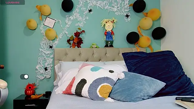 yanella fire online show from 1, 11, 2025