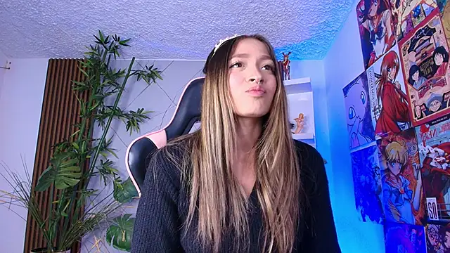 Snapshot of Victoria_Adams14 chatting on 19, 10, 2025 Victoria Adams14 online show from 19, 10, 2025