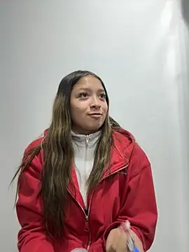 Snapshot of Victoria_Adams14 chatting on 16, 11, 2025 Victoria Adams14 online show from 16, 11, 2025