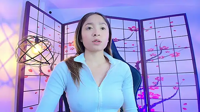 Snapshot of Victoria_Adams14 chatting on 10, 10, 2025 Victoria Adams14 online show from 10, 10, 2025