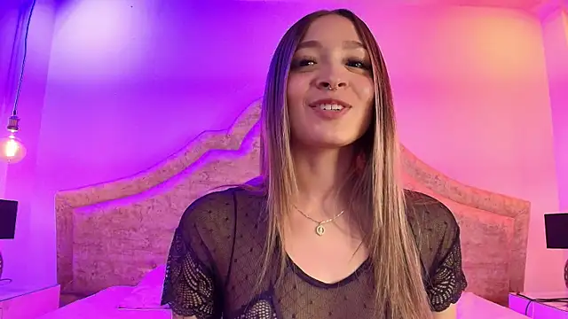 Victoria Adams14 online show from 6, 4, 2026