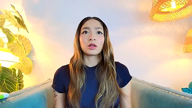 Snapshot of Victoria_Adams14 chatting on 20, 9, 2025 Victoria Adams14 online show from 20, 9, 2025