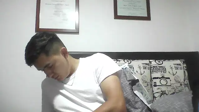 Estebitan vm online show from 16, 4, 2026