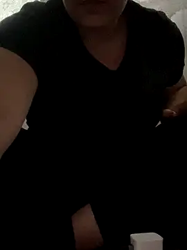 yzabell18 online show from 14, 9, 2025