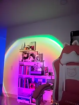 azumiichan online show from 7, 2, 2025