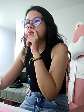 azumiichan online show from 18, 10, 2025