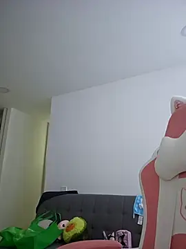 azumiichan online show from 8, 11, 2025