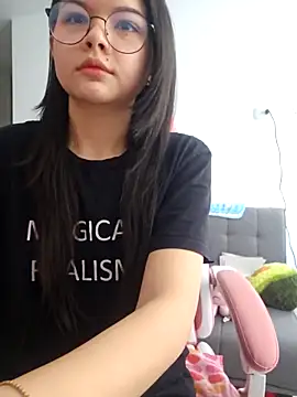 azumiichan online show from 20, 11, 2025