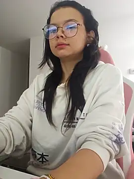 azumiichan online show from 2, 5, 2026