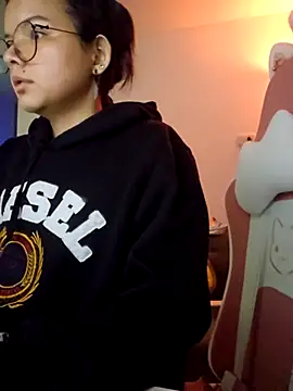 azumiichan online show from 28, 11, 2025