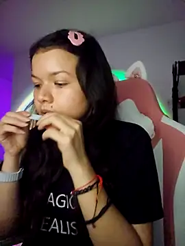 azumiichan online show from 11, 2, 2025