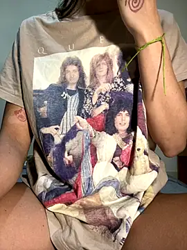 Snapshot of amy_gata chatting on 8, 9, 2025 amy gata online show from 8, 9, 2025