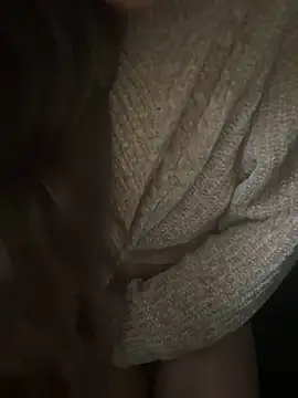 Snapshot of amy_gata chatting on 2, 11, 2025 amy gata online show from 2, 11, 2025