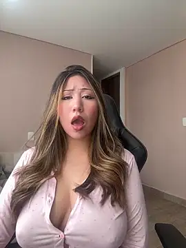 I am tori online show from 21, 6, 2026