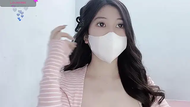 tanhxiu online show from 9, 11, 2025